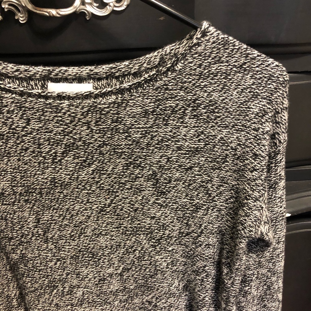 Old navy sweater